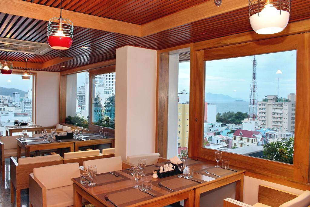 נה טראנג Holiday Hotel מראה חיצוני תמונה